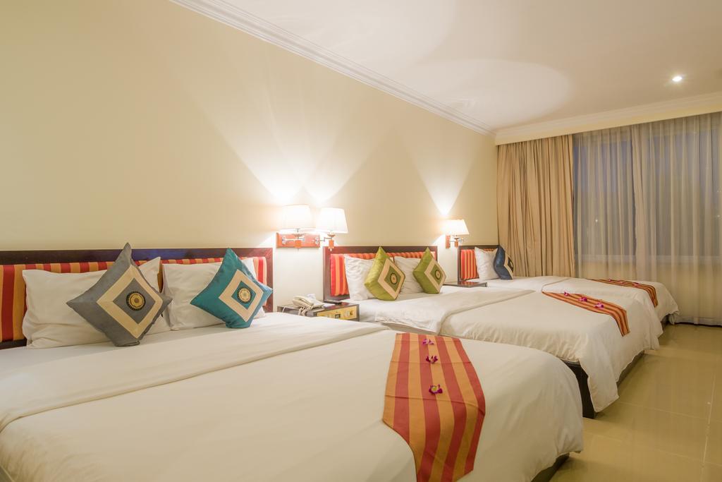 Angkor Riviera Hotel Siem Reap Exterior photo
