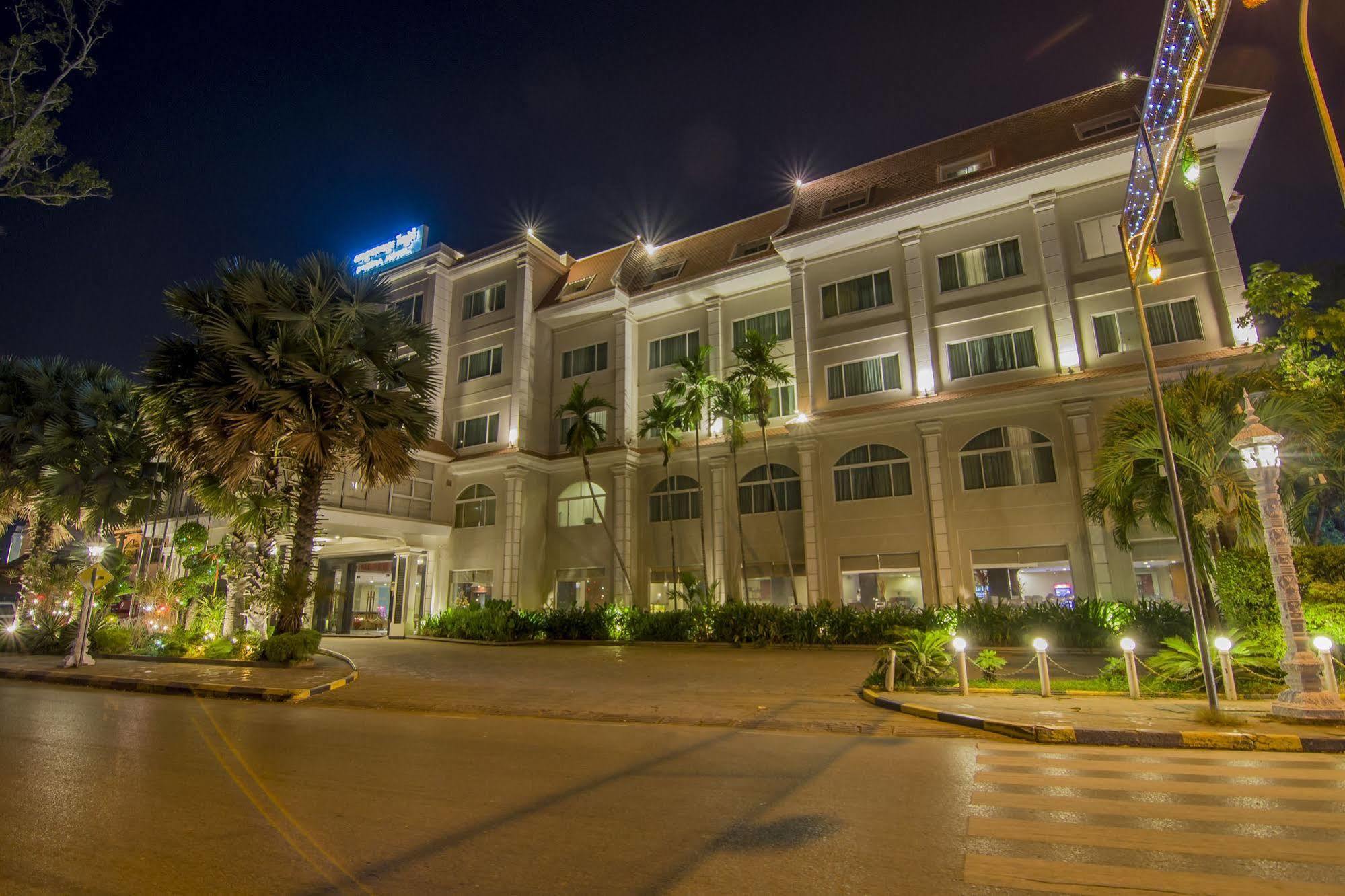 Angkor Riviera Hotel Siem Reap Exterior photo